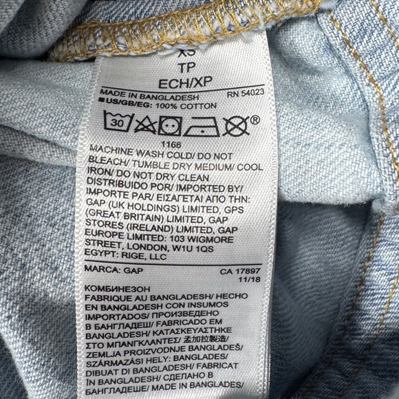 Gap Denim Bleached Wash Light Blue Jean Cropped Raw Hem Cotton Overalls Size XS - Picture 16 of 16